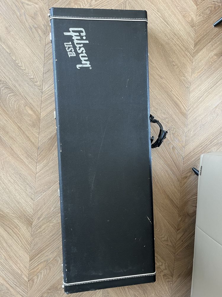 Gitara Gibson Firebird Studio 2006 case
