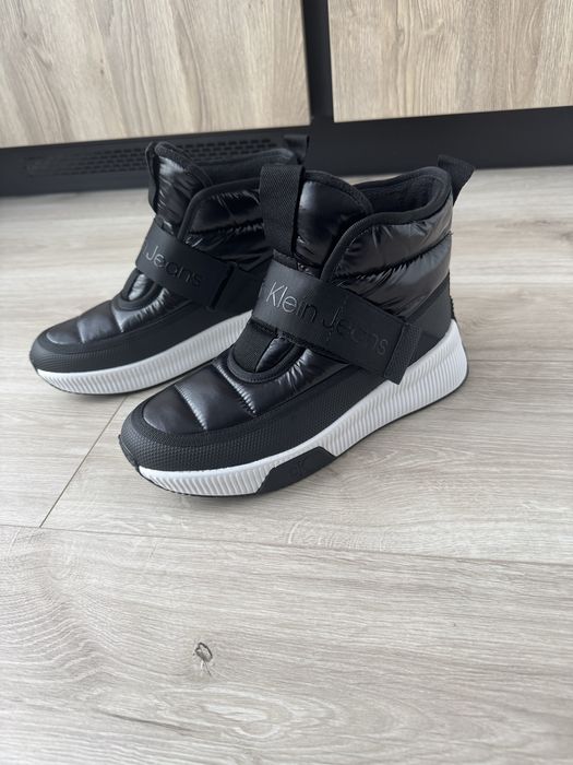 Дутіки Calvin Klein 37 ОРИГІНАЛ дутики боти 7 us