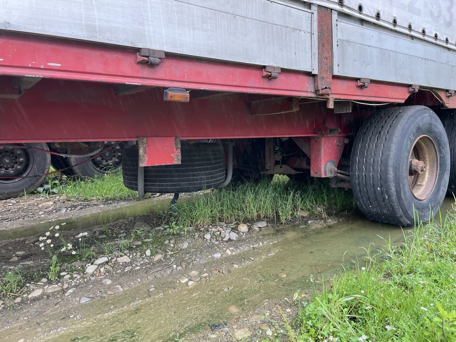 Продам напівпричіп борт штора