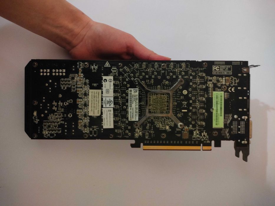 Відеокарта Radeon R9 290 4Gb