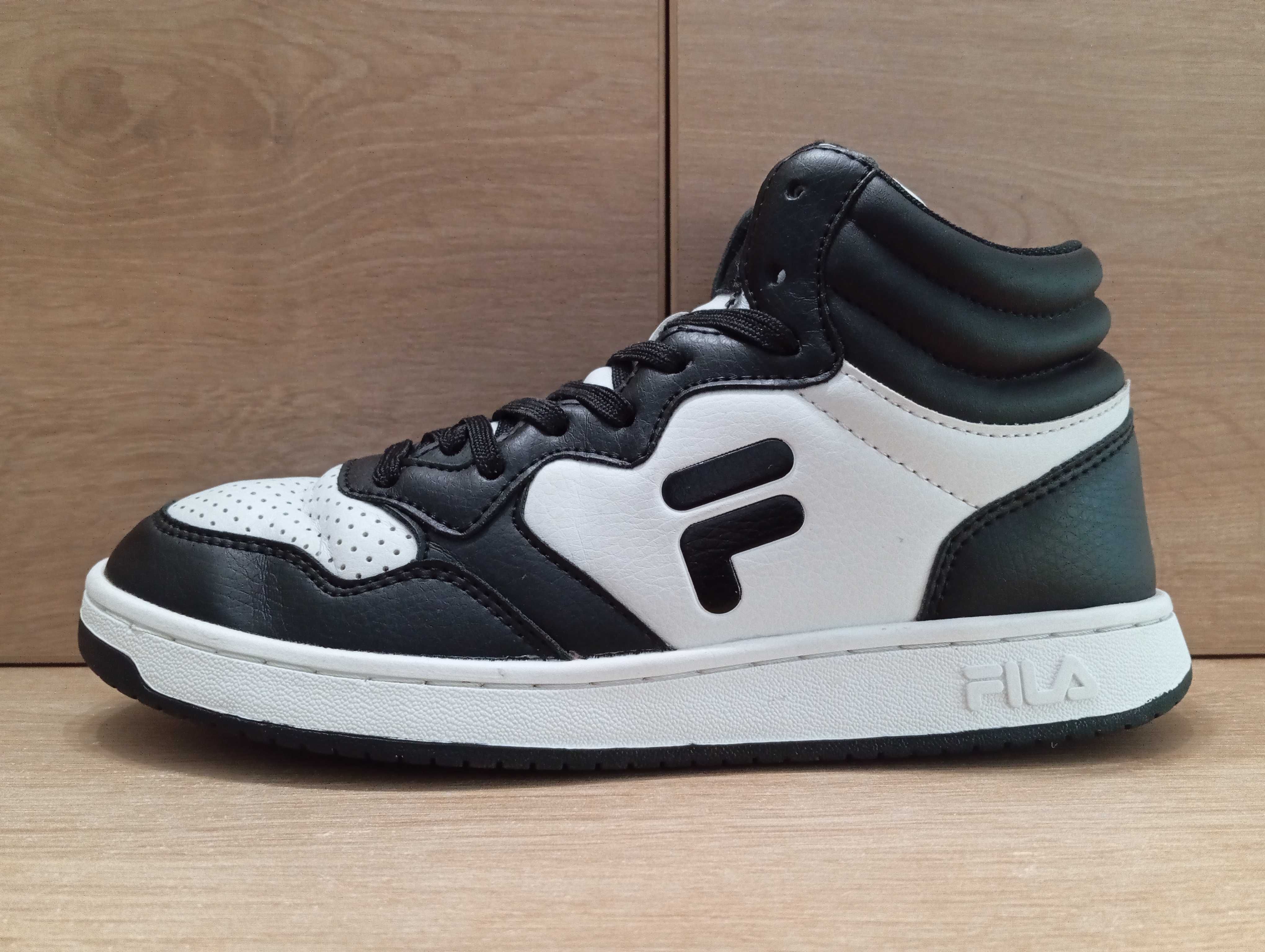 FILA Buty Sneakersy ocieplane czarno-białe rozm. 37 /24cm