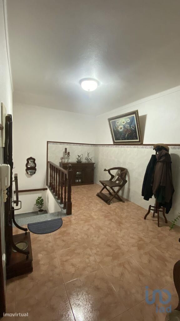 Prédio em Gavião e Atalaia de 246,00 m2
