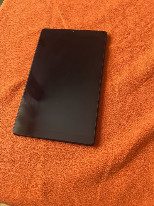 Продам пленшет Lenovo TB 850SF 2/32GB Tab M8