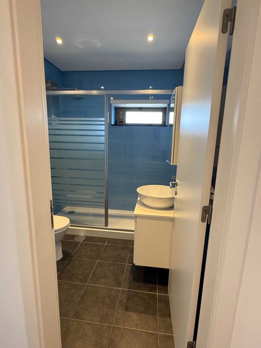 Apartamento T3 +1 Com 2 lugares de garagem ao Monte dos Burgos