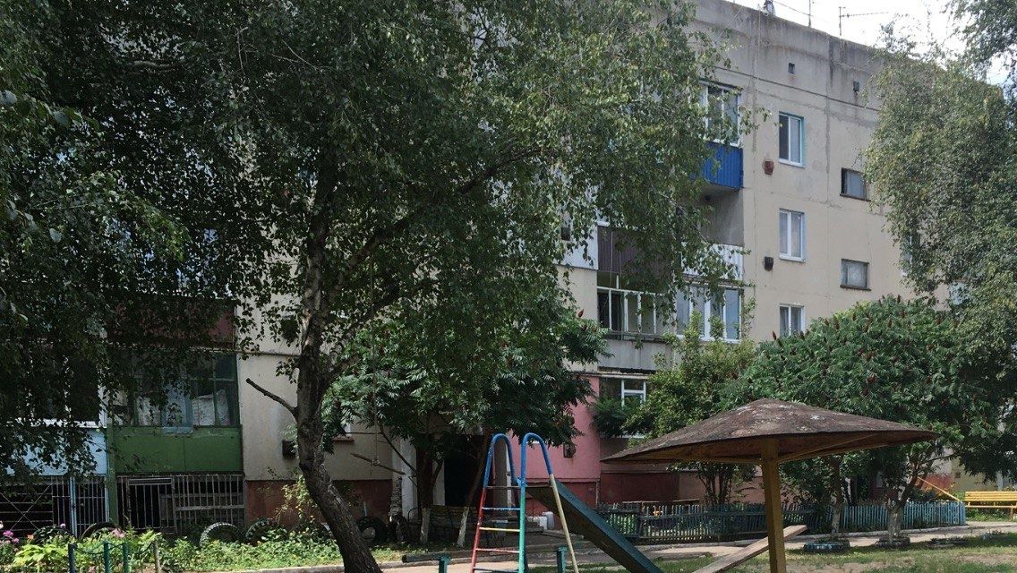 Продам квартиру в поселке Донец Змиевского р-на.