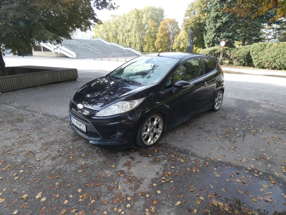 Ford Fiesta Ford Fiesta 1.6 Sportowy wydech i zawieszenie, przyciemniane szyby