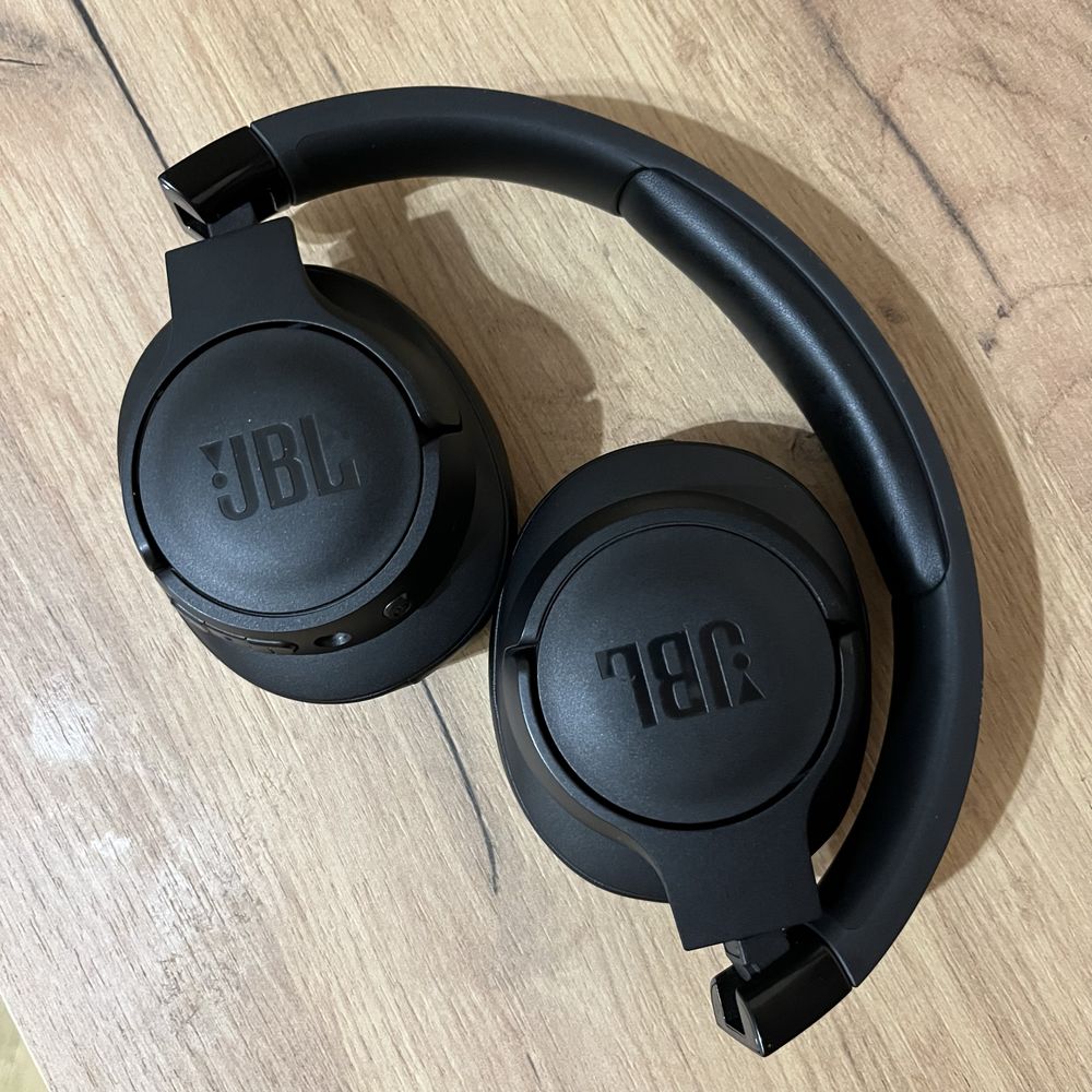 Навушники JBL Tune 720BT