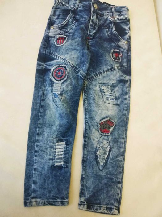 Продам джинсы стрейч весна лето, без утепления, разные. 50грн.