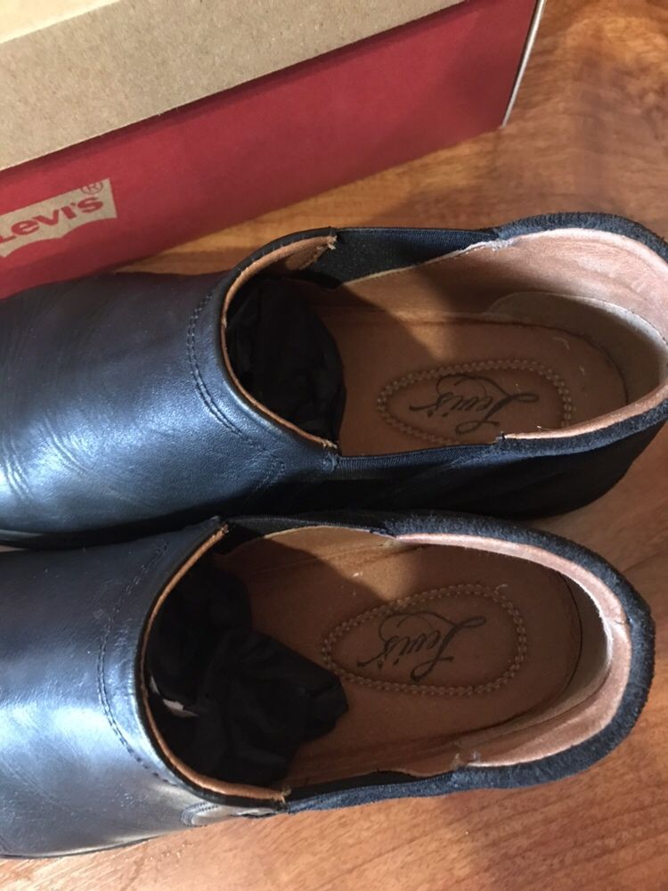 Кожаные ботинки Levis слипоны туфли