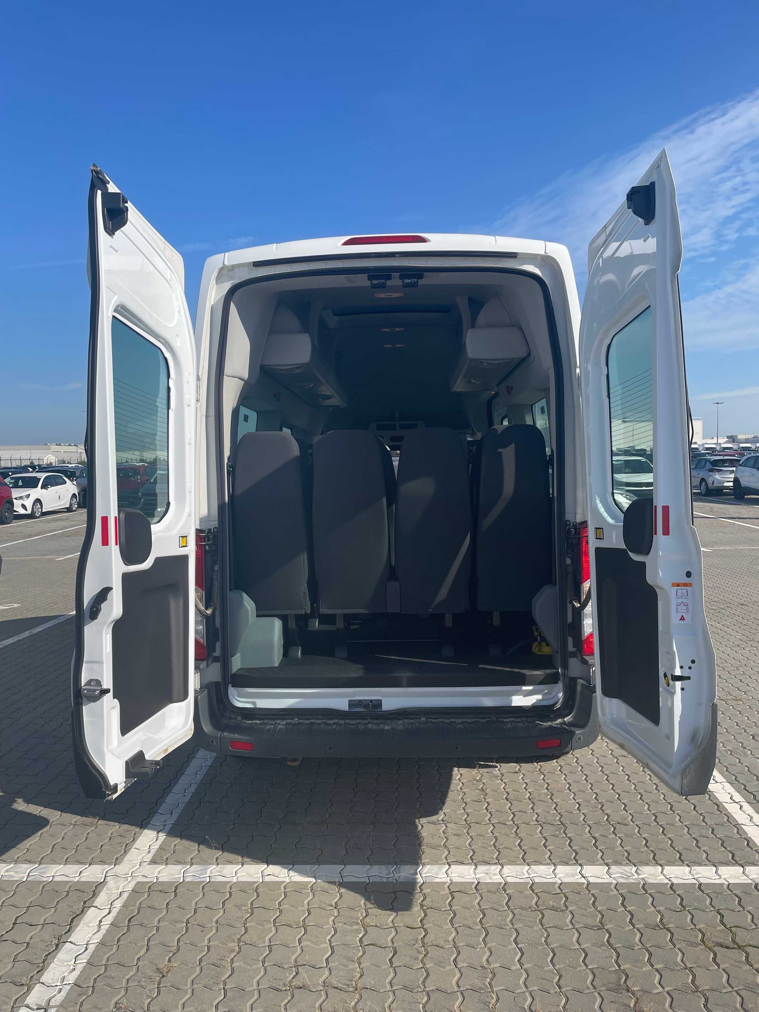 Ford Transit Custom VAN 15-seater 2019