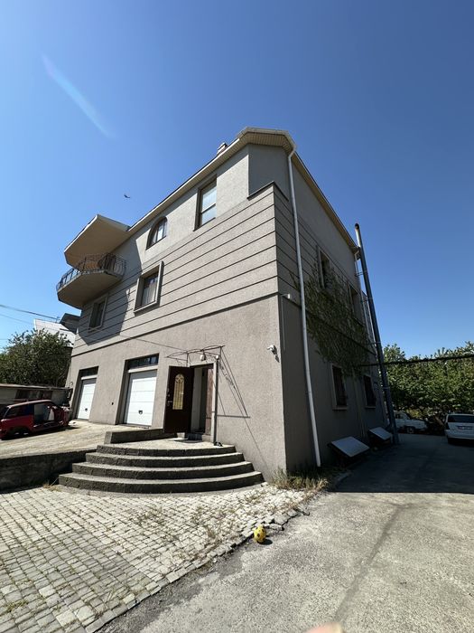 Сдам в Царском селе большой и удобный дом.