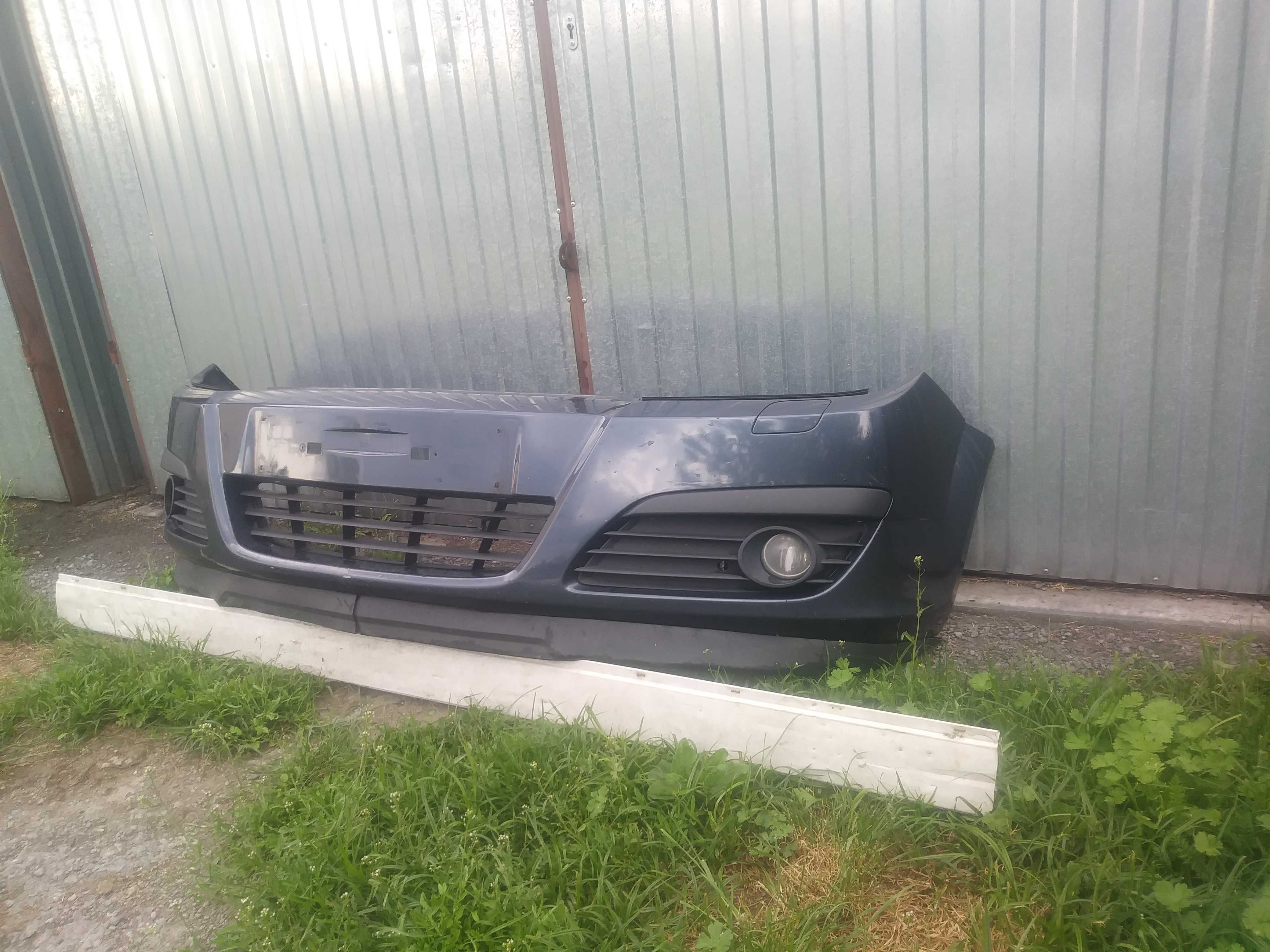 Opel Astra H 3 Zderzak przód przedni kolor Z168