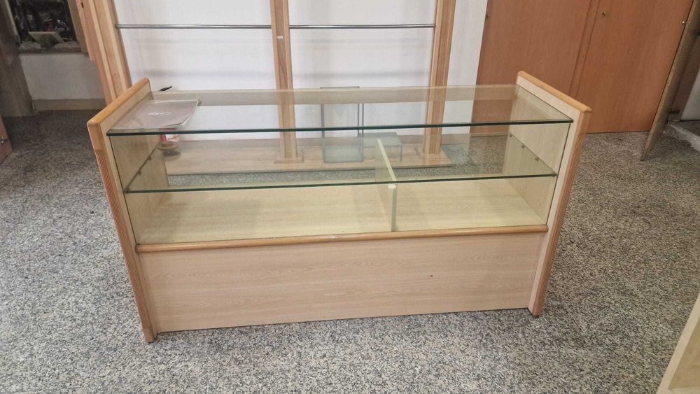 Balcões / Secretária