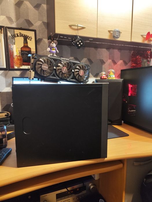 Komputer stacjonarny też do gier