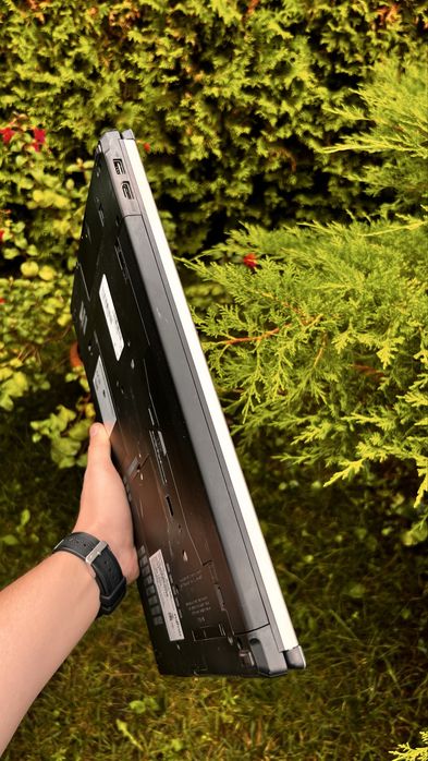 Fujitsu Lifebook E756 i5-6300U 8GB DDR4 SSD 256GB 15.6”