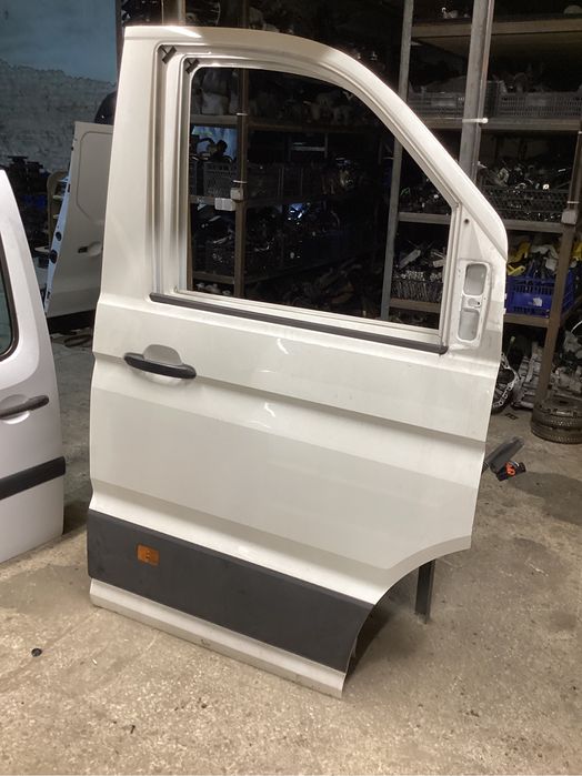 Дверка передня Volkswagen Crafter 2018рік Двері права Ліва Крафтер
