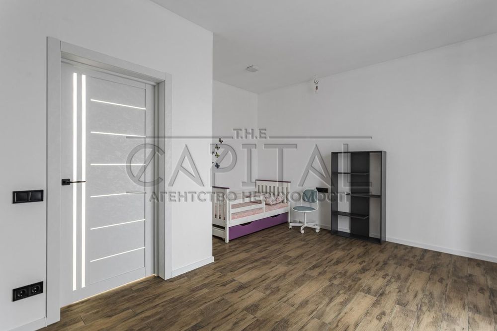 Продажа дома (дуплекс) р-н Жуляны Срочная продажа Держпрограмы ДА