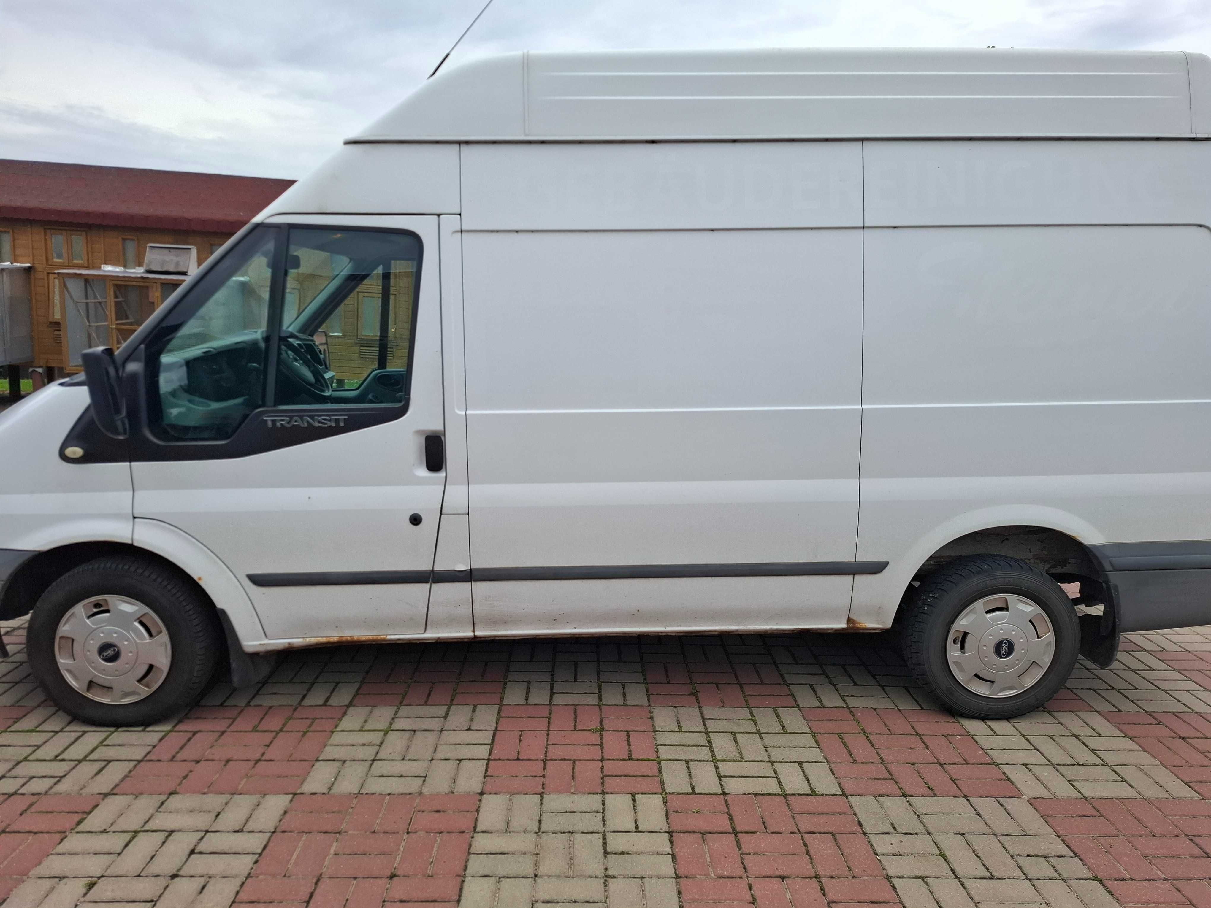 Ford Transit Tourneo