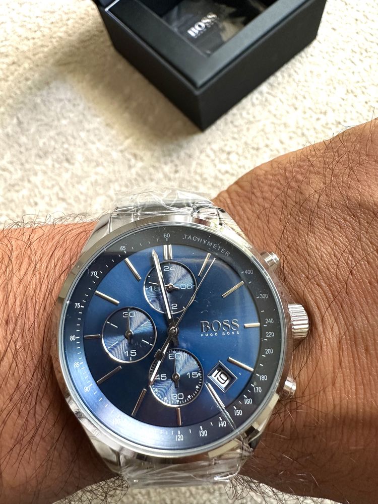 Relógio HUGO BOSS azul e prata NOVO com etiqueta