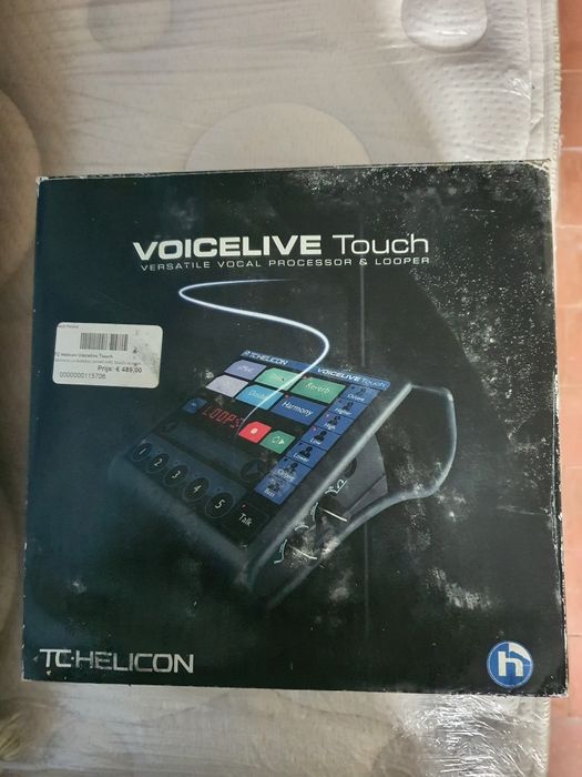 TC HELICON voice live touch - processador de efeitos para voz