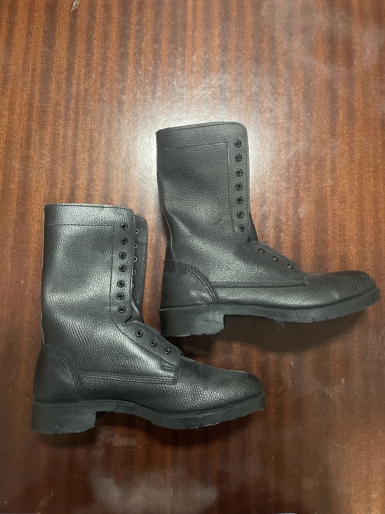 Botas Recrutex- tamanho 42