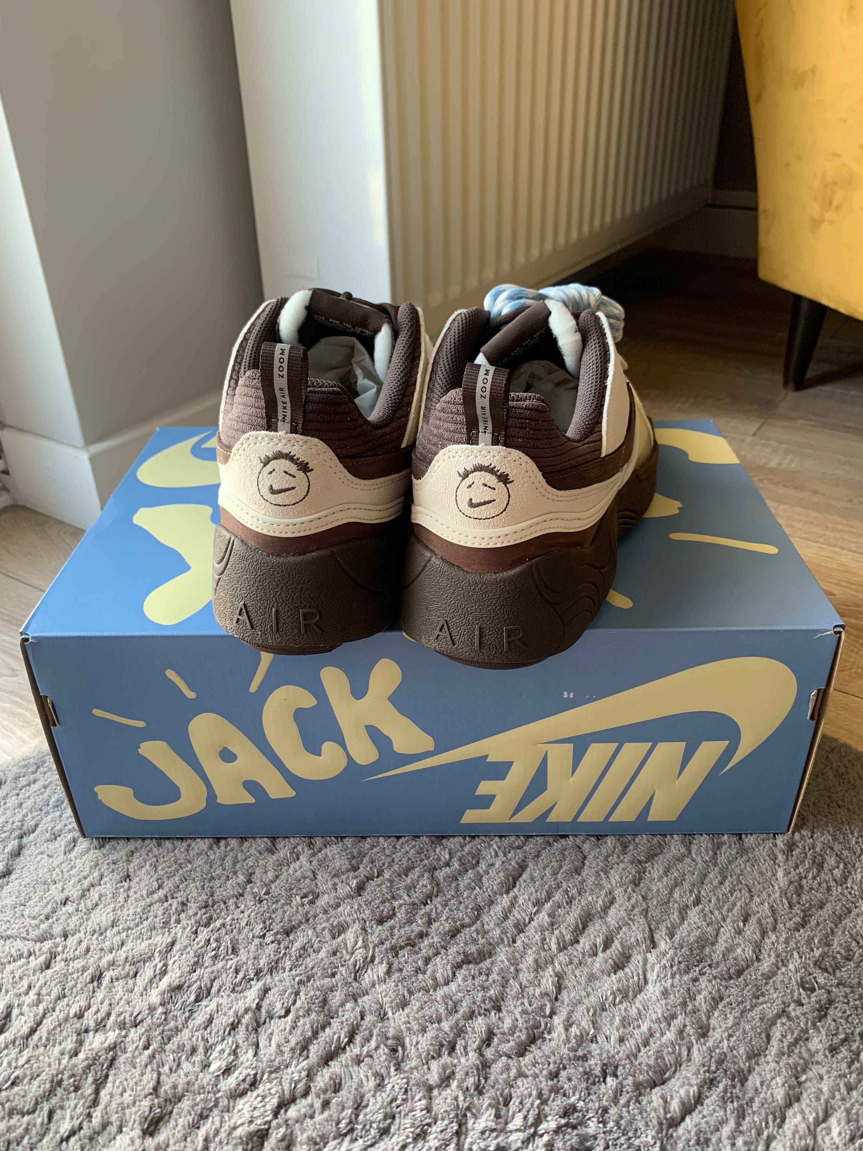 NIKE ZOOM Field Jaxx
