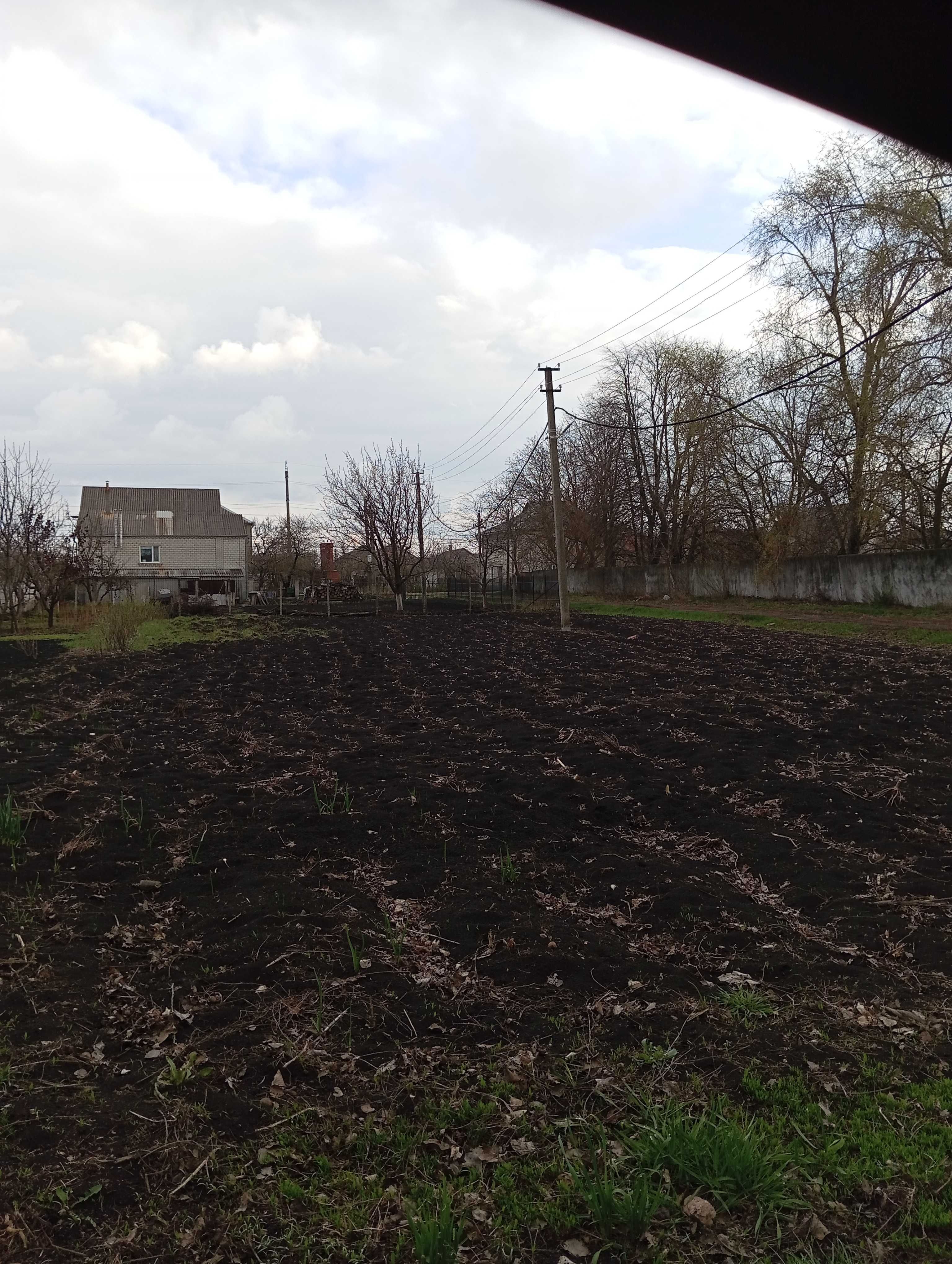 Продам земельну ділянку