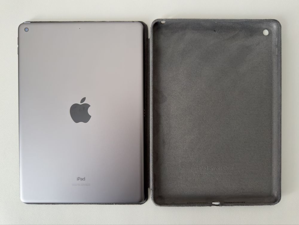 IPad 7th gen 32 Gb + Оригінальний чохол
