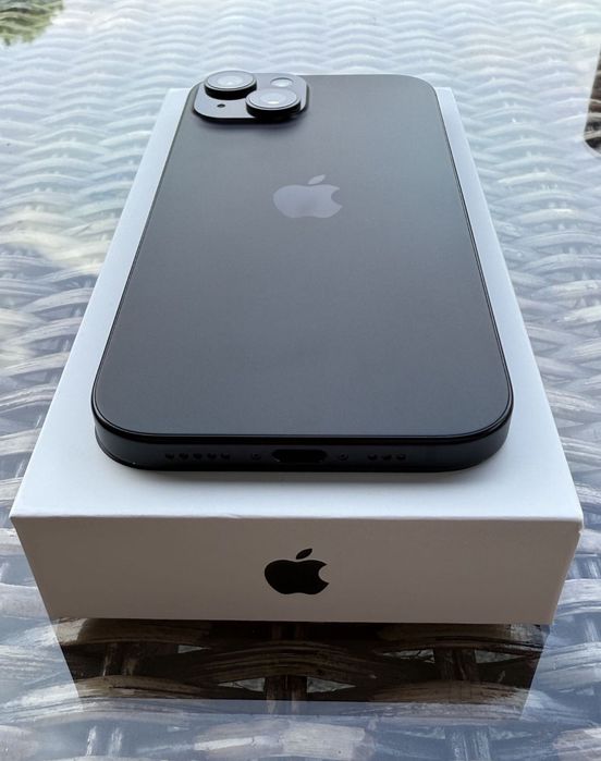 iPhone 15 Czarny 128GB Bateria 88%