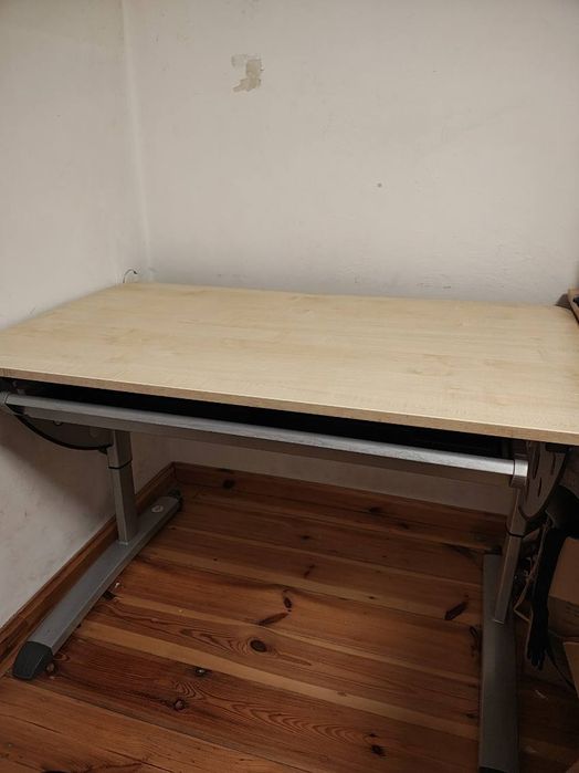 Biurko regulowane Kettler