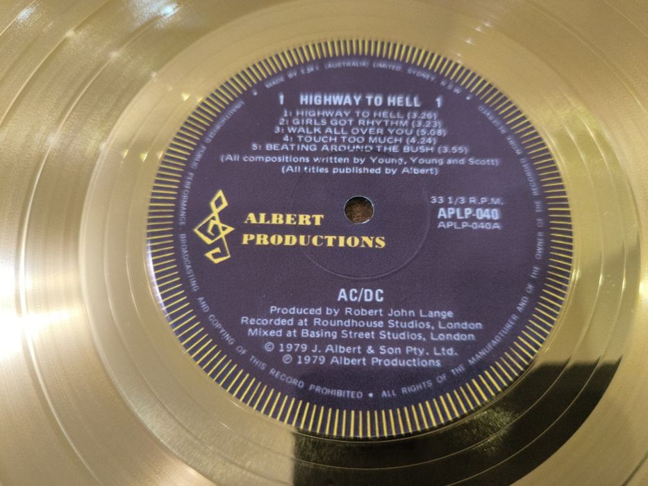 Сувенирный gold disc AC-DC 79
