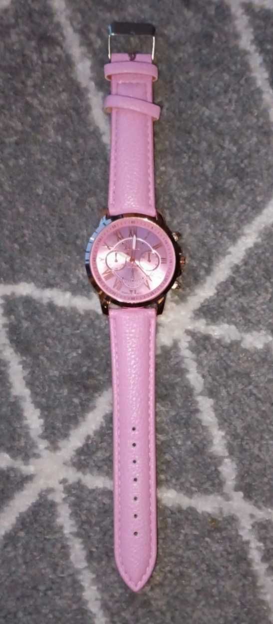 Zegarek jasny  różowy na rękę nowy