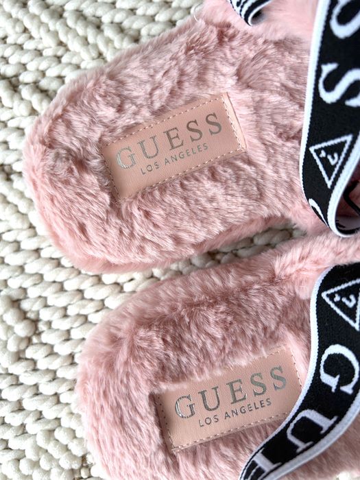Guess kapcie z logo