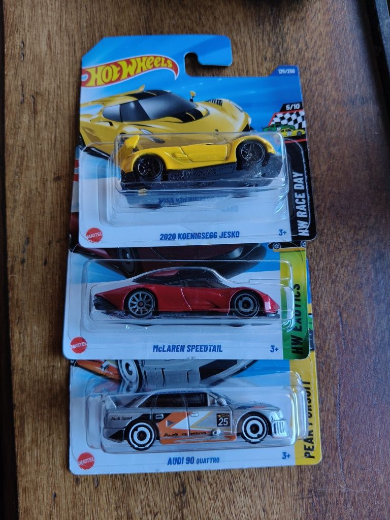 Hot Wheels diversos modelos