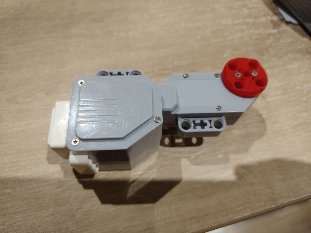 Mindstorms EV3 silnik - zamiennik LEGO