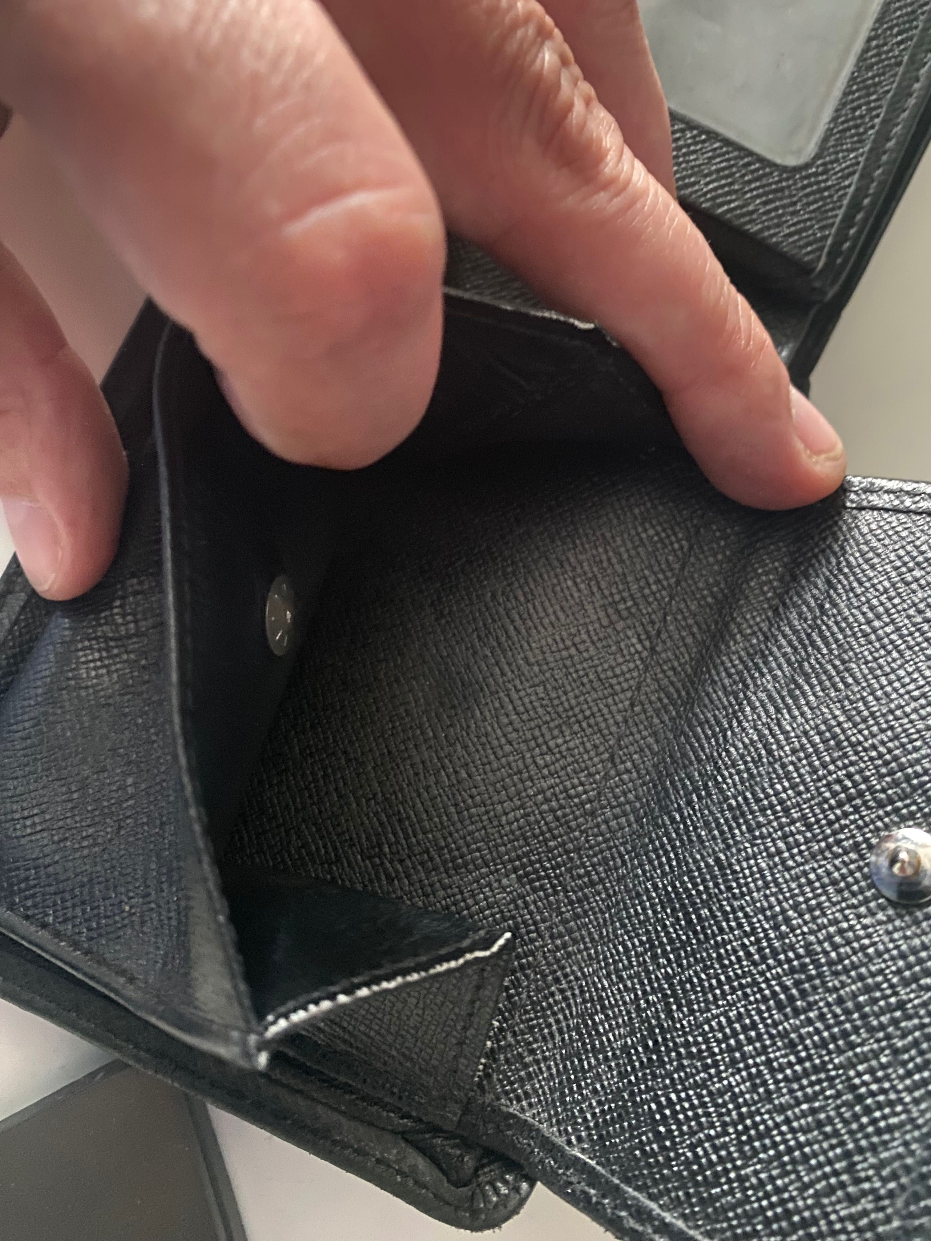 Oryginalny męski portfel Louis Vuitton Taiga Leather Bifold Wallet
