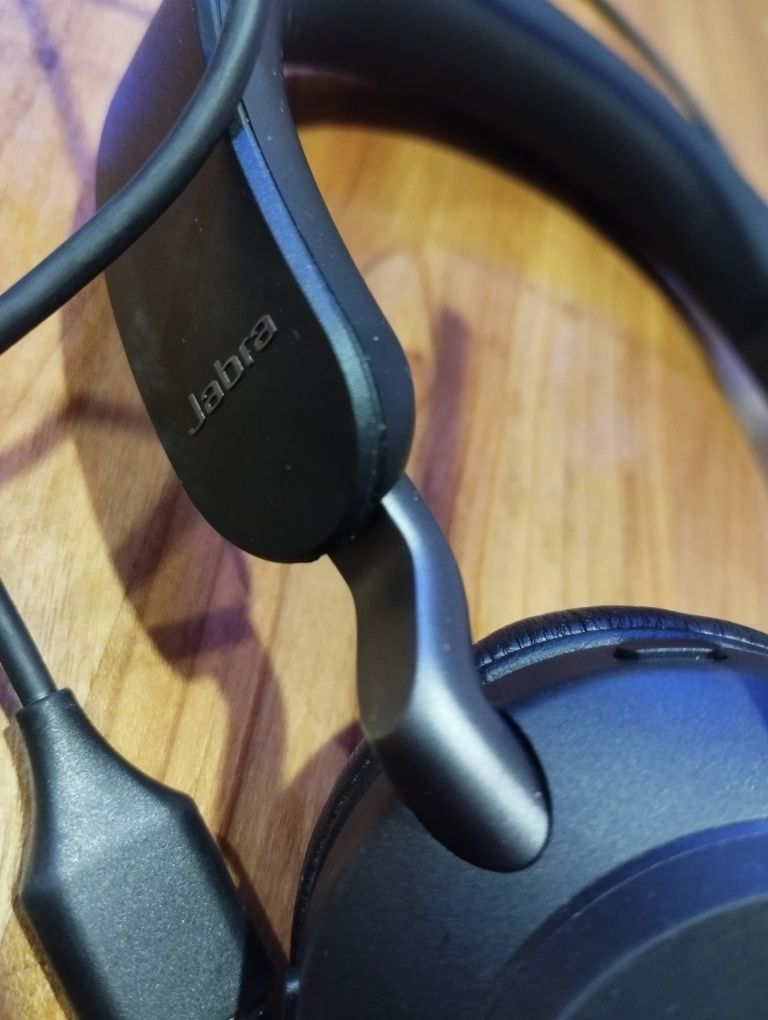 Продам usb гарнітуру Jabra Evolve2 40