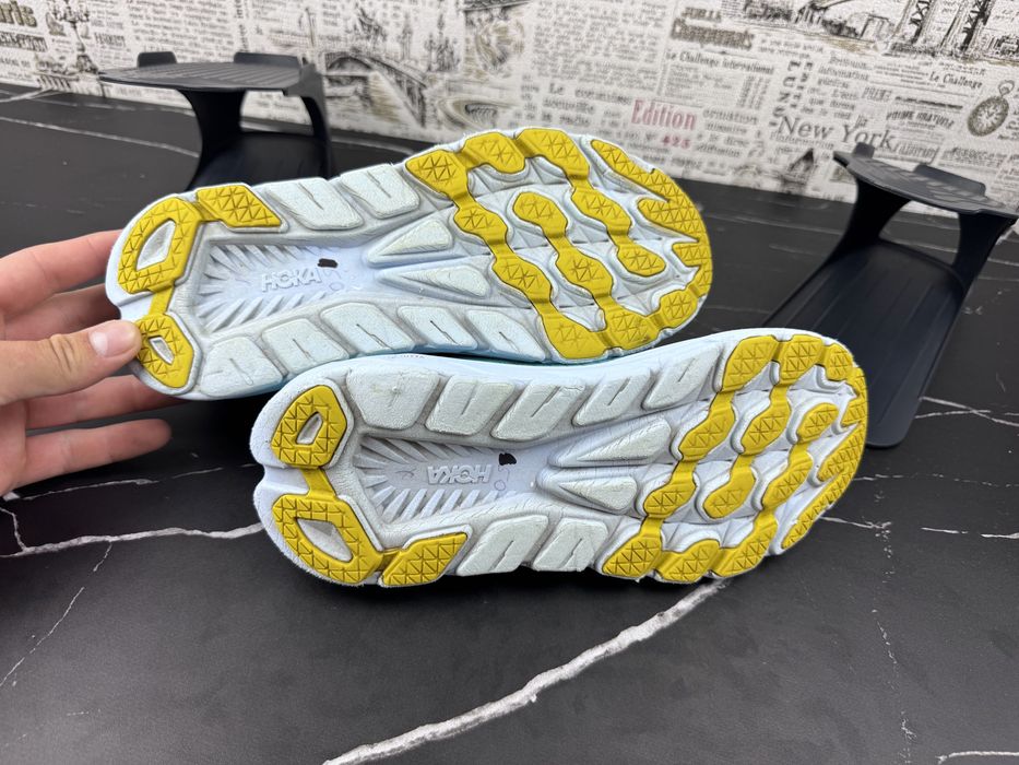 Кросівки Hoka One One Rincon 3 Розмір 40 / Original