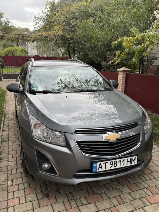 Автомобіль chevrolet cruze універсал