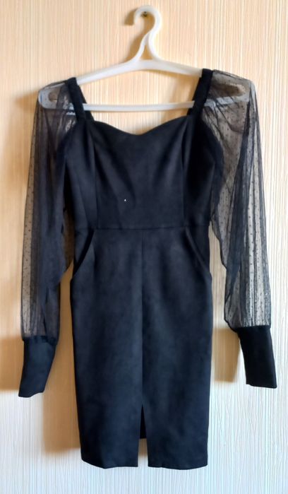 Нова гарна святкова сукня. Розмір М 44-46.