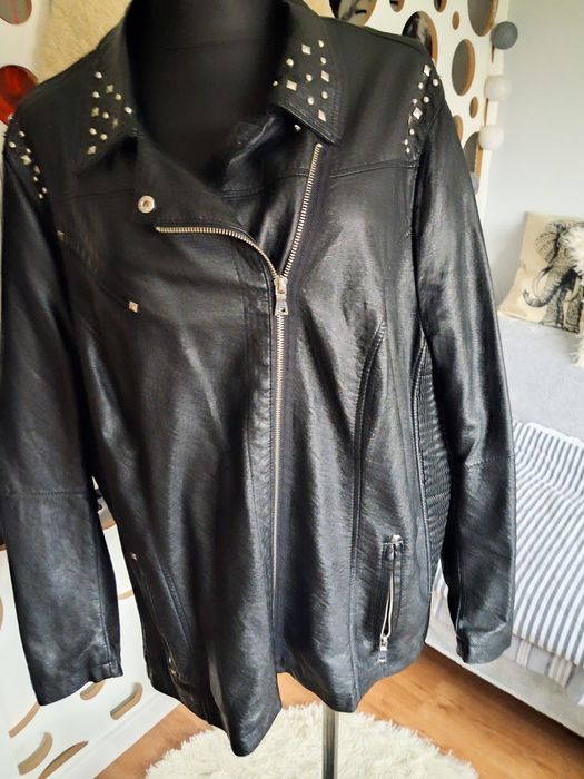 Nowa ramoneska Yessica z ćwiekami