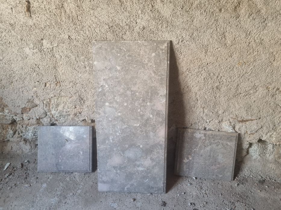 3 pedras para mesinhas de cabeceira