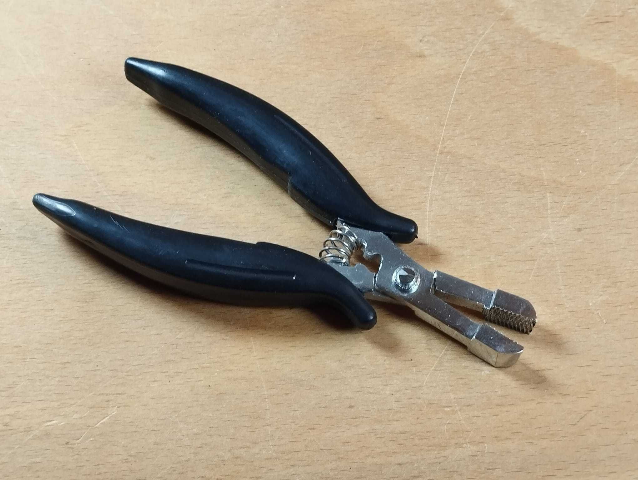 Alicate Extensões de Cabelo