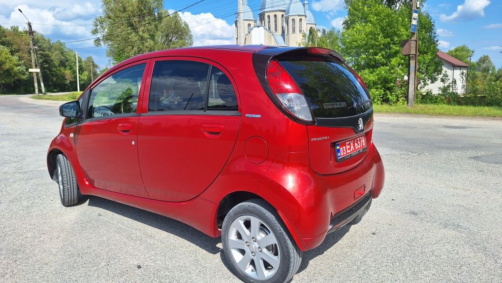 Peugeot ion electric
