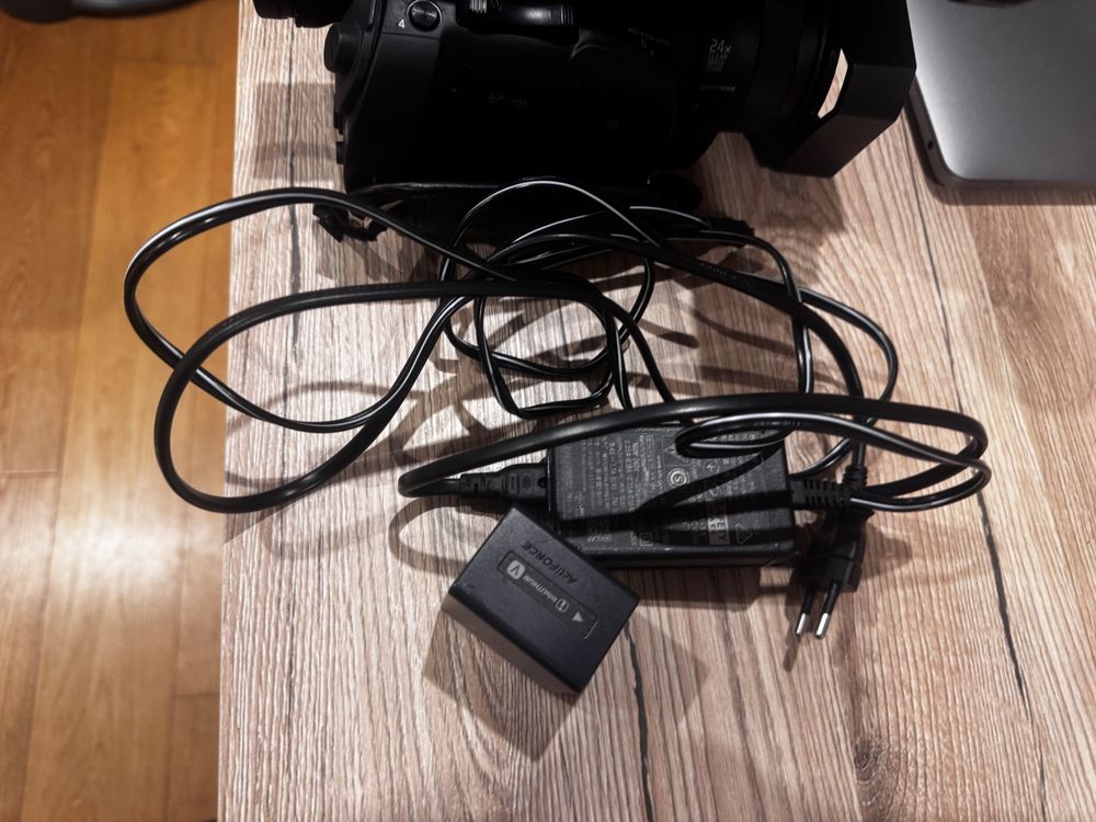 Sony PXW-X70 camcorder