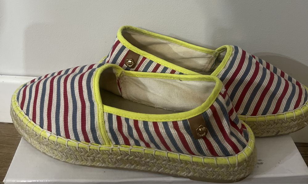 Espadryle w kolorowe paski, Tamaris