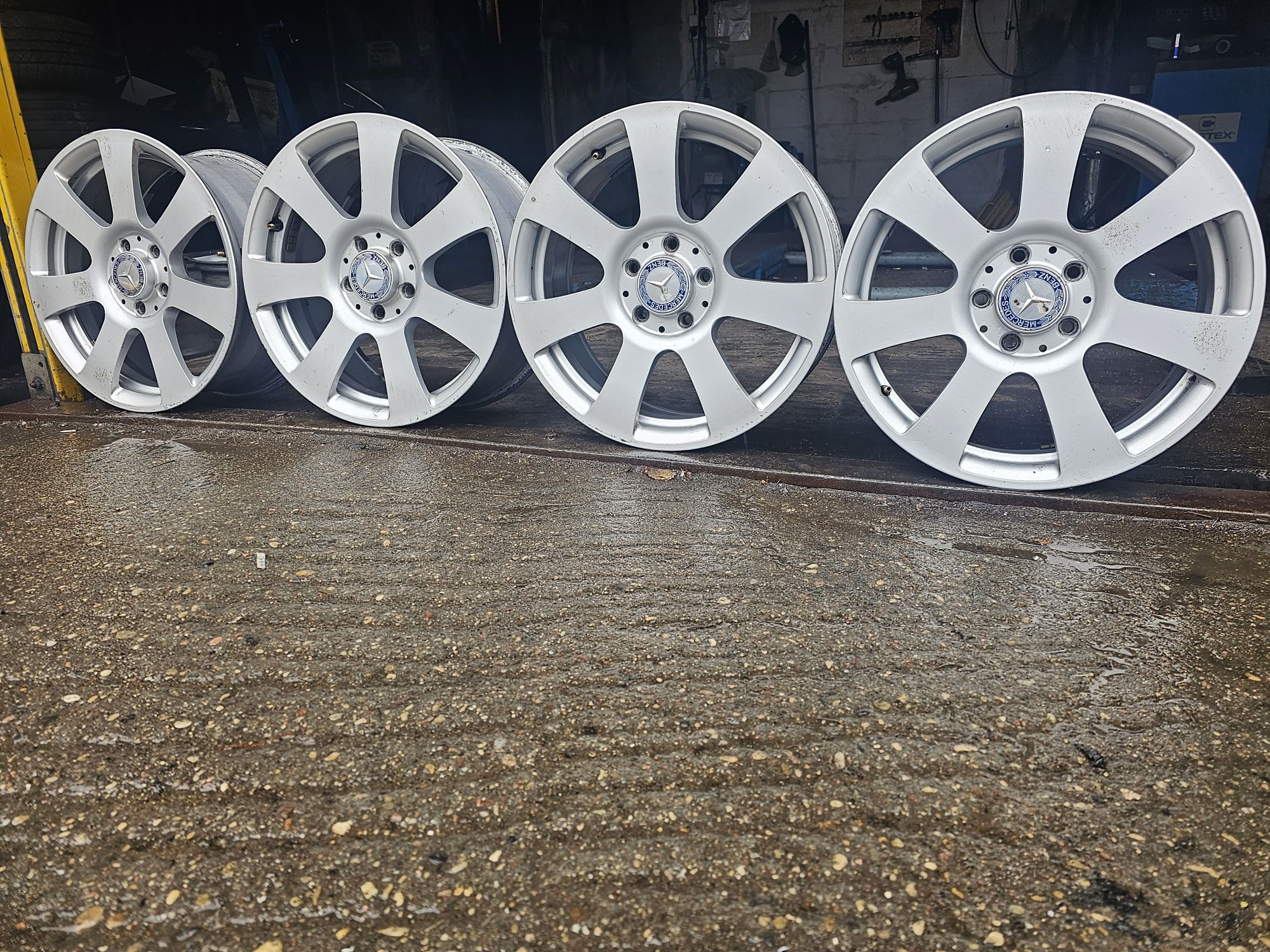 Felgi Aluminiowe Mercedes W-204 R17 5x112 ET47.5-7.5J