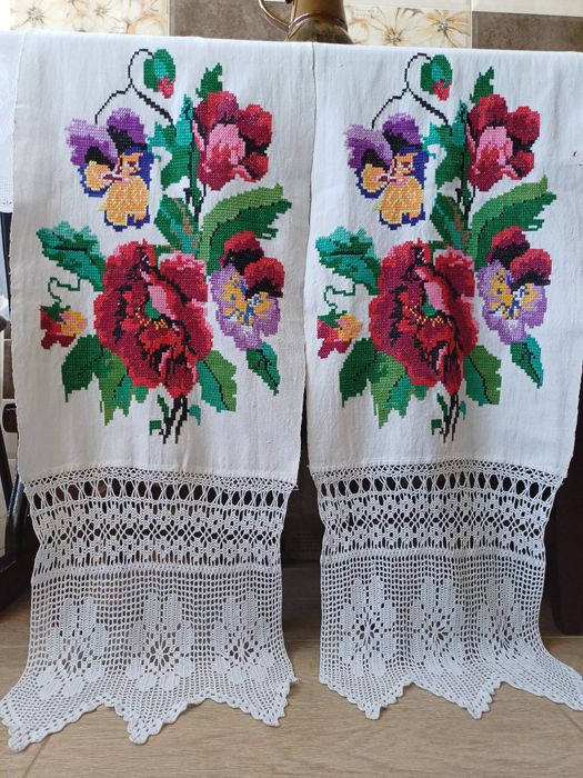 Рушник вишитий хрестиком