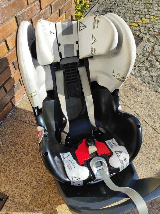 Cadeira Cybex Sirona Platinium (isofix + contra e a favor da marcha)
