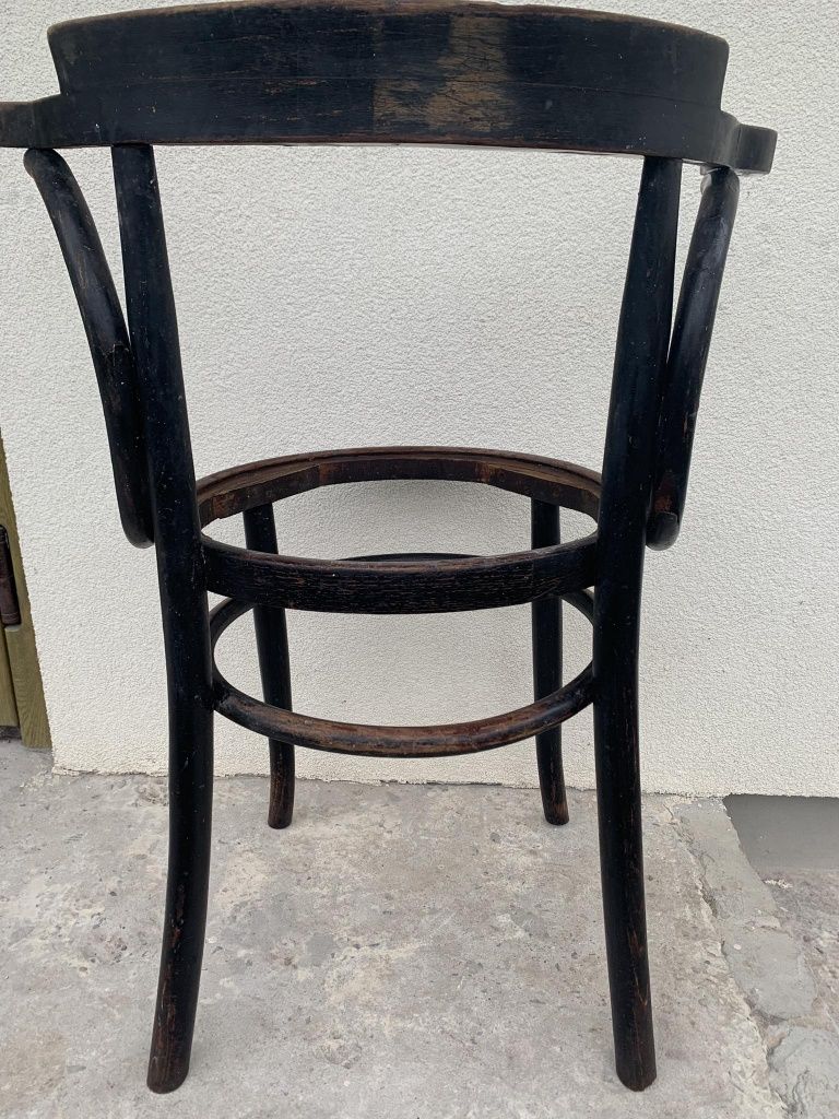 Вінтажний стілець